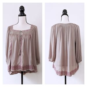 NWT Oddi Embroidered Taupe Peasant Blouse, Size Large